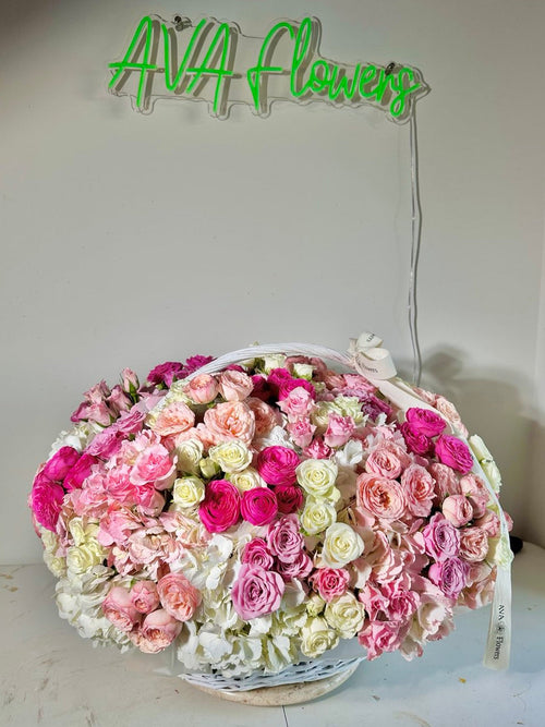 Flower arrangement "Dream Limit Basket"